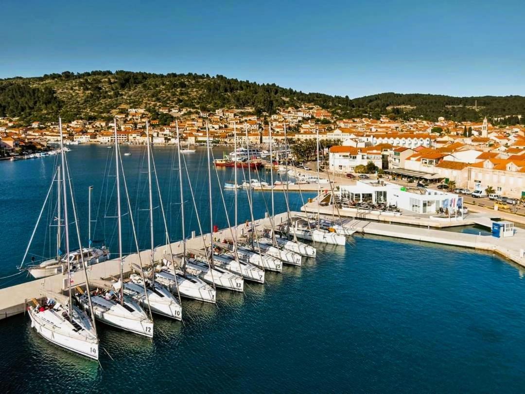 Апартаменты Casa Naranja Croatia Вела-Лука Экстерьер фото